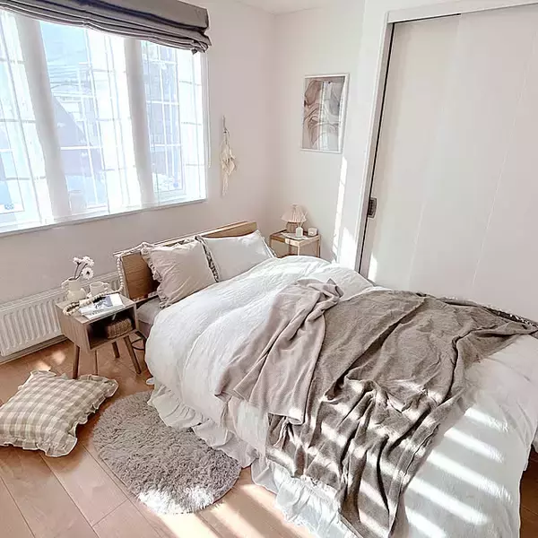 「優しくあたたかい雰囲気のお部屋を作りたい方に。ベージュインテリアの魅力」の画像