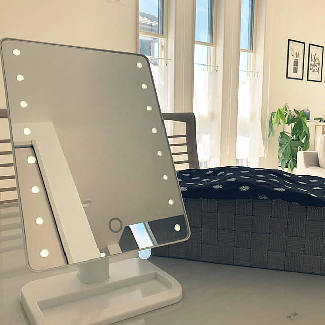 暮らしを心地よくアップデート！使いやすくてデザイン性のあるニトリのミラー