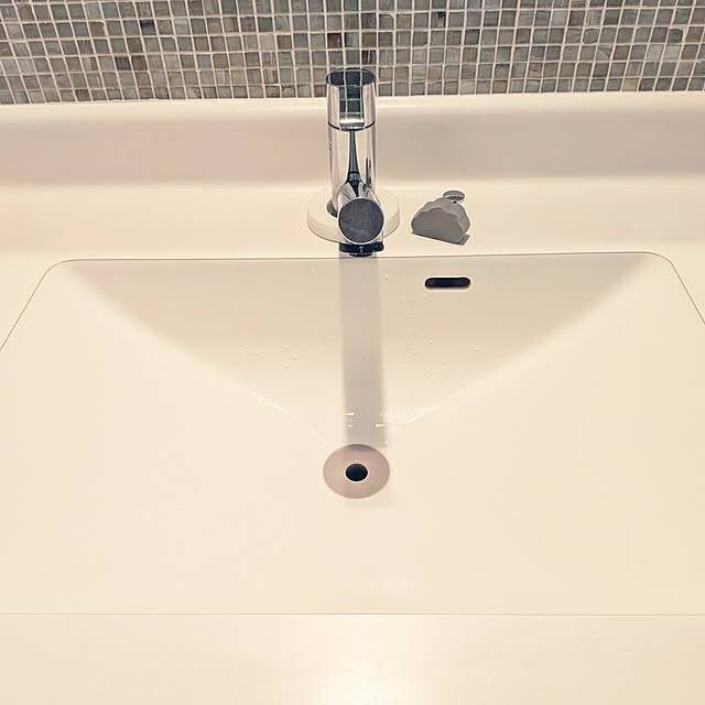 手間を減らしてくれるアイデアで楽掃除♪おうちの排水口をキレイに保つ便利な工夫