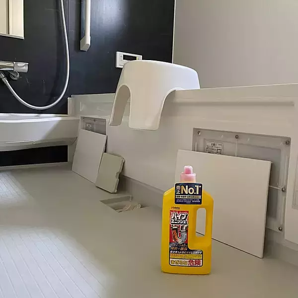 「手間を減らしてくれるアイデアで楽掃除♪おうちの排水口をキレイに保つ便利な工夫」の画像