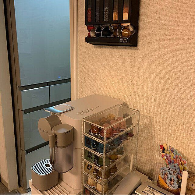 中身をスッキリ一覧できて美しく収納。無印良品のアクリルケース