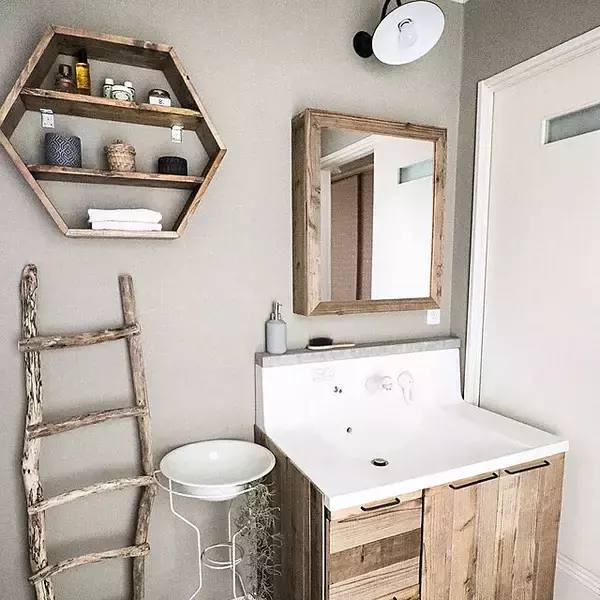 「スタイリッシュにも明るい雰囲気にもできる。グレーインテリアの魅力」の画像