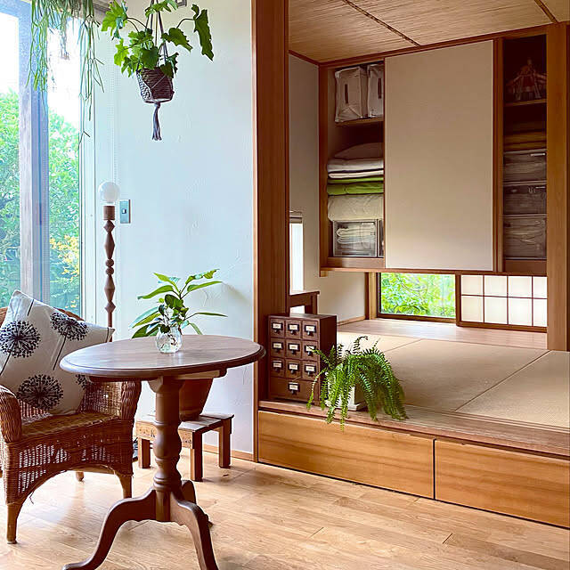 和に馴染み、使う目的にも合う収納法が見つかる！収納家具や押入れなどを活用した、和室収納のアイデア6選