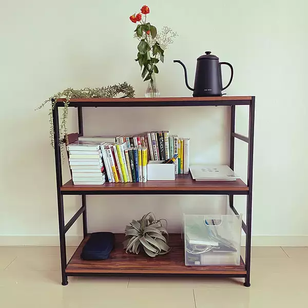 「シンプルで取り入れやすい。コーナンのラックを使って見栄えも使いやすさもばっちりな収納を」の画像