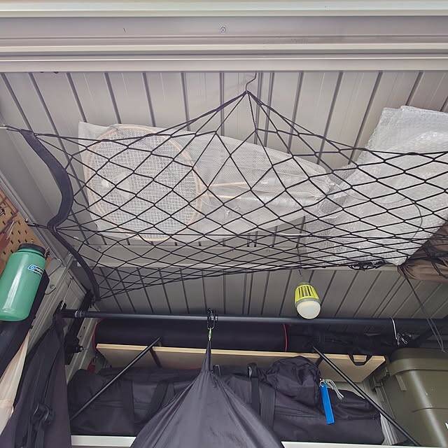 分かりやすいから必要なものがすぐ取り出せる！物置収納をスッキリさせるアイデア集