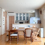 「赤ちゃんから大人まで使える！共に成長するストッケのハイチェア、トリップトラップのある暮らし」の画像2