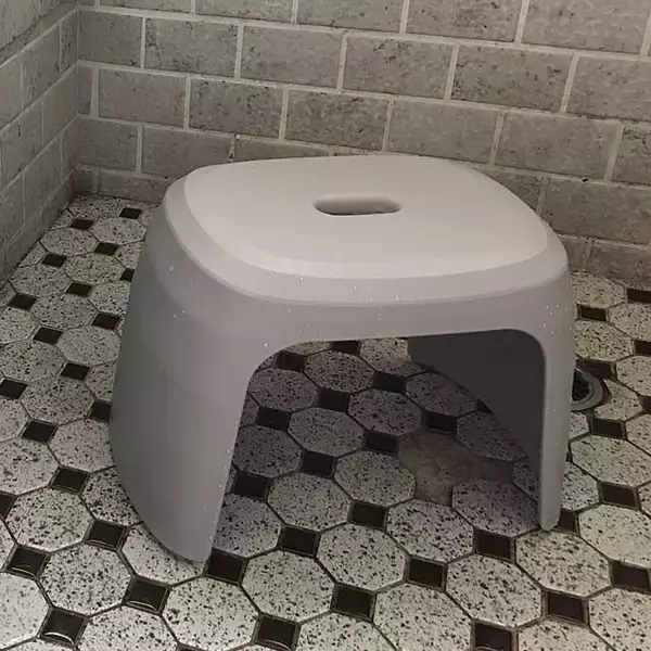 「リーズナブルなのに使い勝手やデザインも大満足♡人気のダイソーお風呂グッズ」の画像