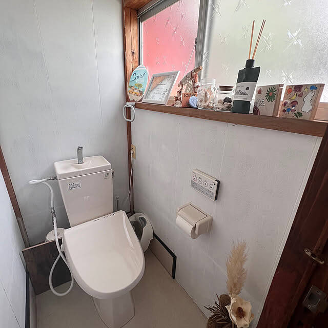 DIYで居心地アップ！トイレの壁をお好みにリメイクした実例10選