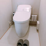 「トイレがもっと使いやすくなる！生活感を隠してすっきり見せる快適な収納ワザ」の画像1