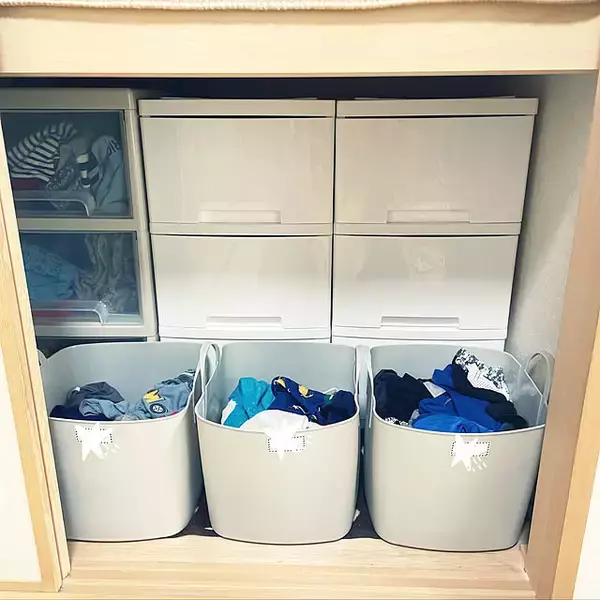 「入れるだけで叶う！散らかり知らずのポイポイ収納術でスッキリお片付け」の画像