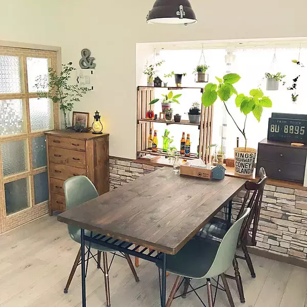 「ナチュラル・モダン・北欧も♪理想のお部屋を叶えるダイニングテーブル10選」の画像