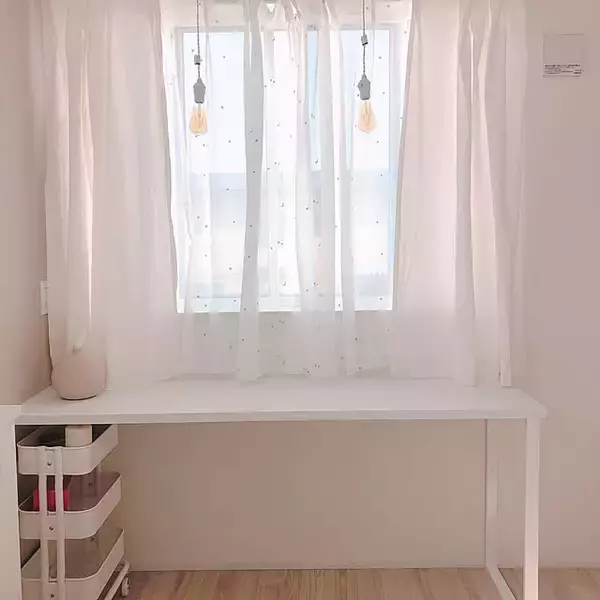 「機能性もデザインも抜群でどんなお部屋にも合わせられる！ニトリのカーテンを使ったお部屋」の画像