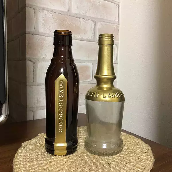 「捨てるのはもったいない！お部屋に彩りを与える空き瓶リメイクアイデア」の画像