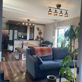 「「植物×カフェ風の空間で、猫と魚たちと穏やかに暮らすインテリアと収納の工夫」 by ma.さん」の画像1