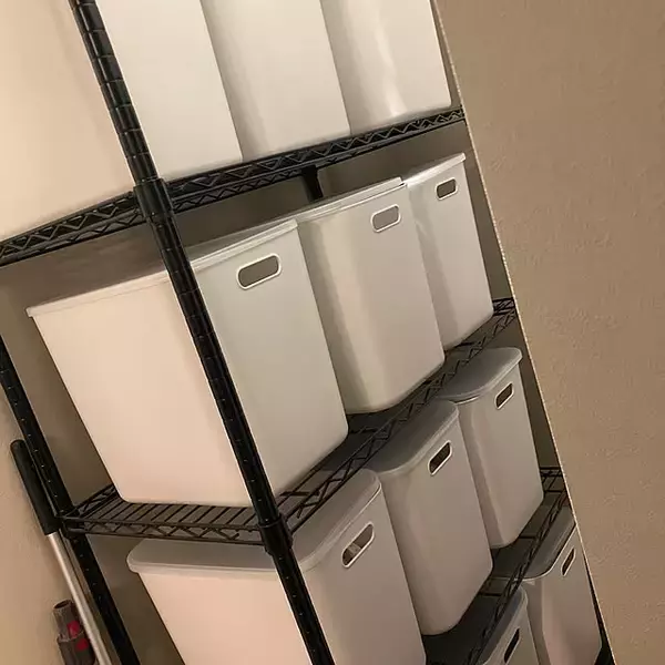 「「植物×カフェ風の空間で、猫と魚たちと穏やかに暮らすインテリアと収納の工夫」 by ma.さん」の画像