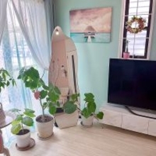 置くだけで暮らしが変わる！インテリアにも映えるスタンドタイプの全身鏡