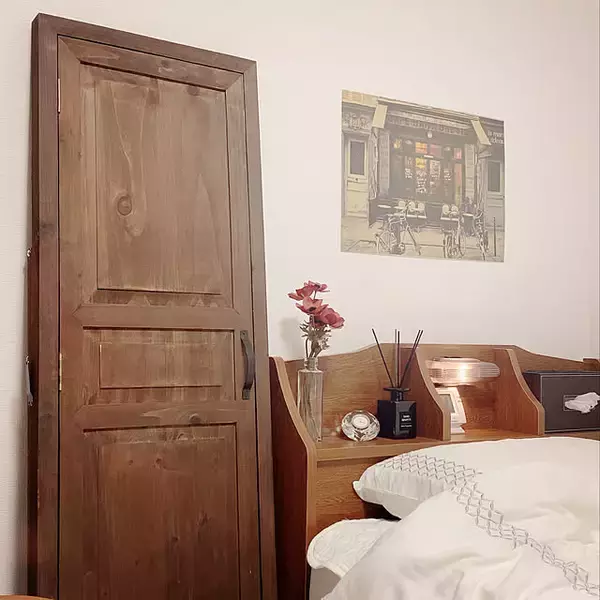 「置くだけで暮らしが変わる！インテリアにも映えるスタンドタイプの全身鏡」の画像