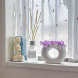 「お花を飾ってもそのままでも目を引く♪セリアのフラワーベースがある暮らし」の画像1