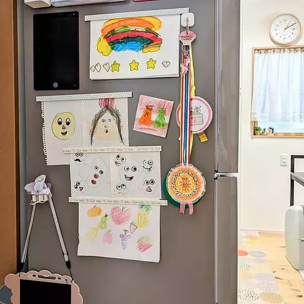 「貼るだけでペイント代わりにも♪ダイソーのマスキングテープを使ったDIYのアイデア」の画像