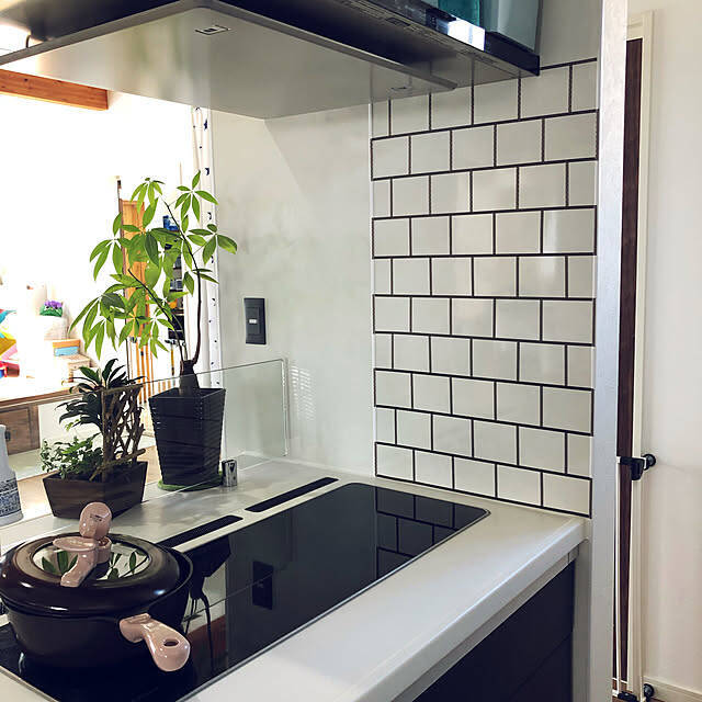 貼るだけでペイント代わりにも♪ダイソーのマスキングテープを使ったDIYのアイデア