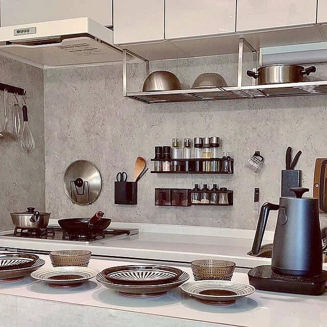 調味料収納の正解はコレ！収納スタイルに合わせて選ぶ山崎実業の収納アイテム6選