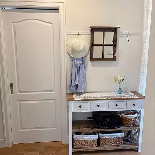 「優雅に過ごすおうち時間♡さまざまなテイストで楽しめるフレンチスタイルのお部屋6選」の画像