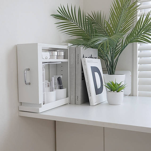 デスク周りをアップデートしてくれる☆山崎実業「tower」のアイテム6選