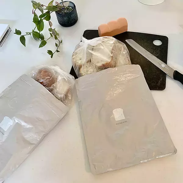 「【みんなが選んだ！】ごちゃつかない＆美味しさ長持ち！冷凍庫収納アイテム4選」の画像