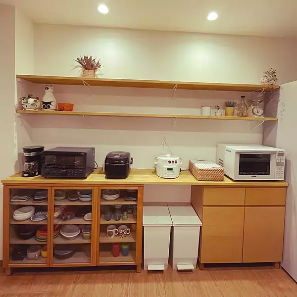 「扉付きだからホコリを気にせずスッキリ収納できます♪無印良品のキャビネット」の画像