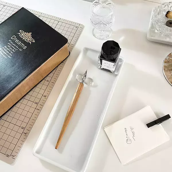 「シンプルで使いやすい！無印良品のデスク周りで活躍するアイテム6選」の画像