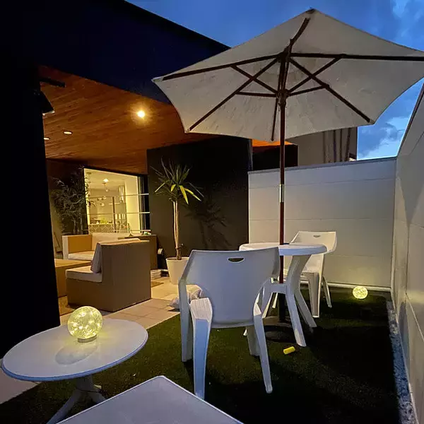 「うっとり憧れの非日常な空間で暮らす♡高級感のあるインテリア実例」の画像