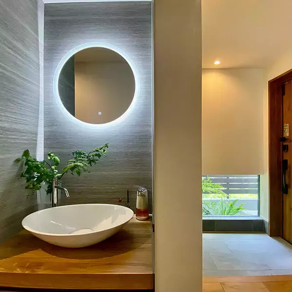 「うっとり憧れの非日常な空間で暮らす♡高級感のあるインテリア実例」の画像