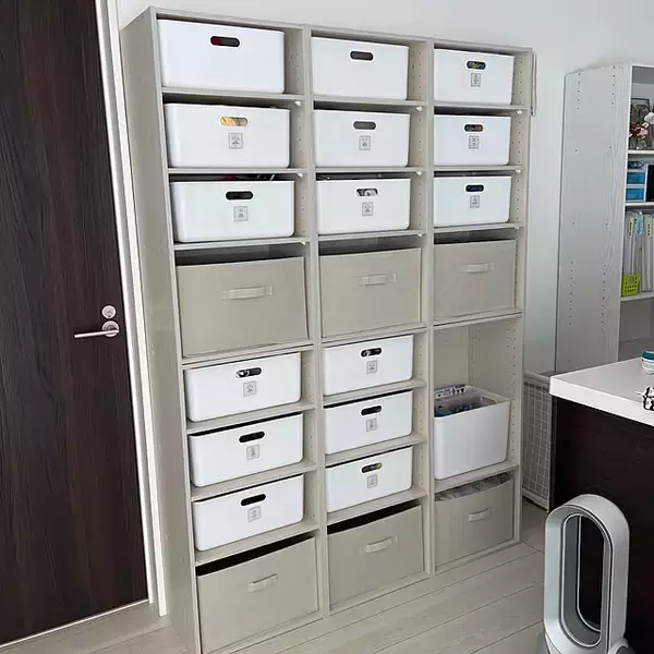 「住まいを整える万能アイテム！カラーボックスを使った収納アイデア」の画像