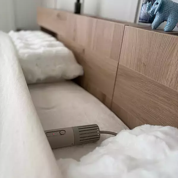 「清潔に保って心地よく眠れる環境に♪寝室の掃除と寝具のお手入れ方法7選」の画像