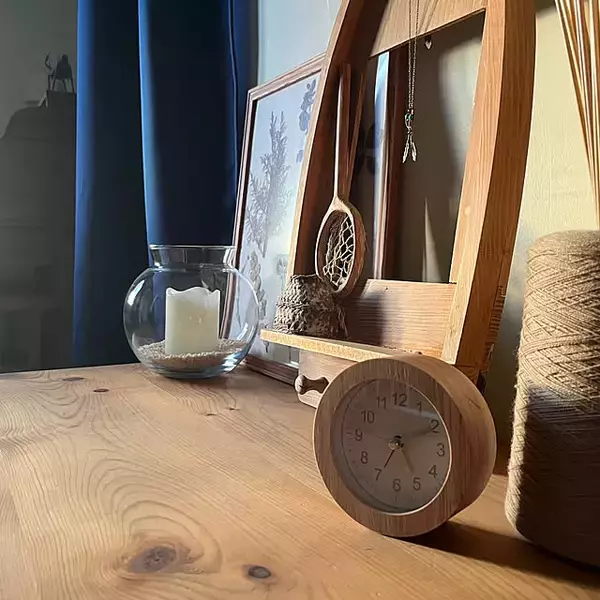 「ぐっすり眠れて朝もスッキリ起きられる！寝る前にやるといい10のこと」の画像