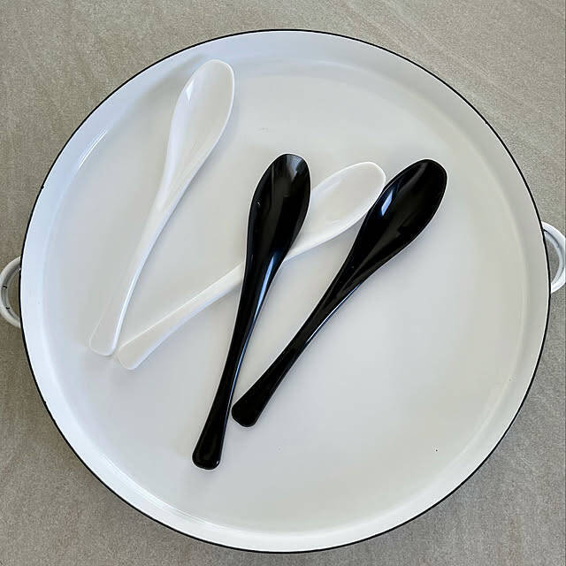 いつもの食卓を手軽にイメチェン♪セリアで見つかる、スタイリッシュなカトラリー6選