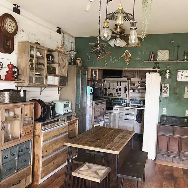 「原状回復の心配も無用！穴をあけずに賢く壁面を使う方法10選」の画像