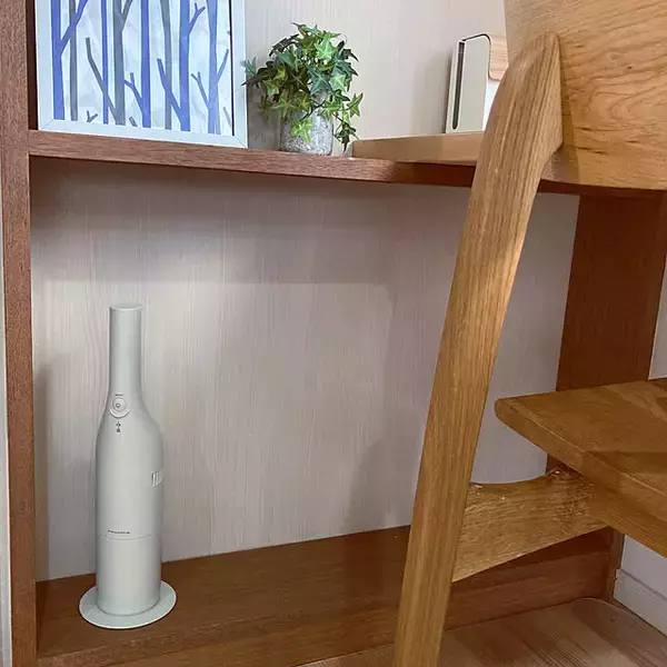 「ミニマルな生活を実現！見た目と機能性を兼ね備えたコンパクトな家電や家具」の画像