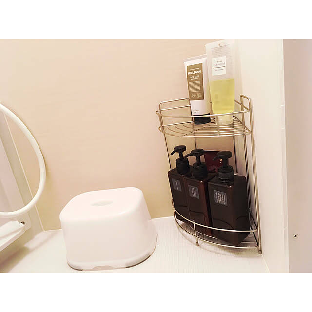 収納もディスプレイも叶う♪デッドスペースが生まれ変わる、ニトリのコーナーラックをご紹介