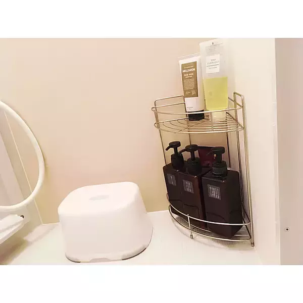 「収納もディスプレイも叶う♪デッドスペースが生まれ変わる、ニトリのコーナーラックをご紹介」の画像