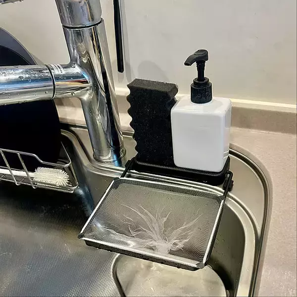 「キッチンスペースに合わせて選べる♪快適に使える三角コーナーの代用品」の画像