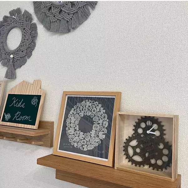 「好きなデザインで手軽に時計作りを楽しんで♪セリアの時計キットでハンドメイド」の画像