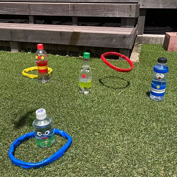 「垢抜けインテリア＆おもちゃ作りを楽しみたい方にも！ペットボトルの再利用方法6選」の画像