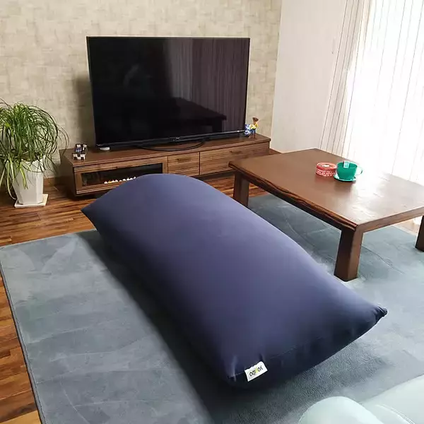 「包まれるような座り心地の虜に♪くつろぎタイムにおすすめな「ヨギボー」の使用実例」の画像