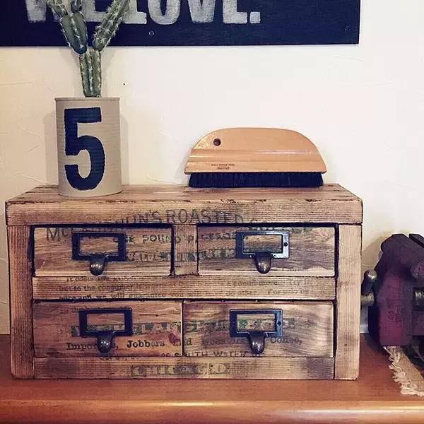 「工夫しだいで高見えアイテムが作れる！ダイソーアイテムで作る木工DIY実例」の画像