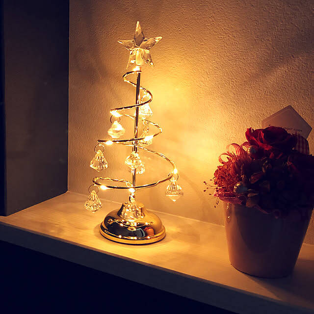 お部屋の雰囲気をワンランクUP♪インテリアにプラスしたい100均のライト6選