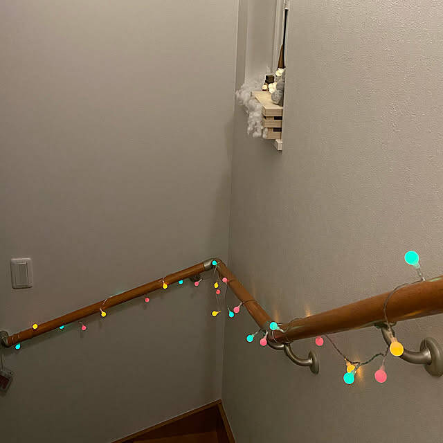 お部屋の雰囲気をワンランクUP♪インテリアにプラスしたい100均のライト6選