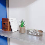 「スタイリッシュで機能も豊富な時計♪テラスLEDミラークロック L」の画像1