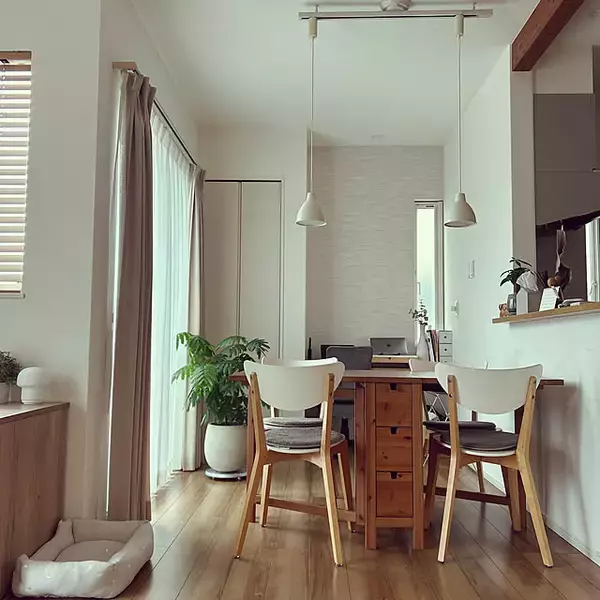 「家族のだんらんをお気に入りの食卓で♪おすすめしたいIKEAのダイニングテーブル6選」の画像