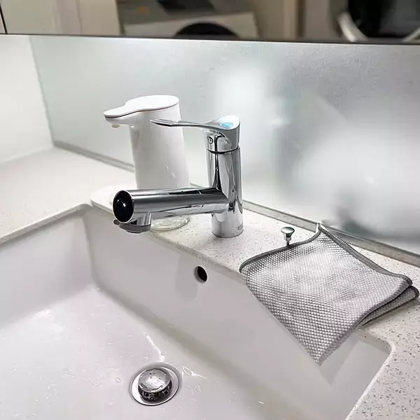 「いつでも気持ちよく使える☆洗面台がピカピカになる方法10選」の画像
